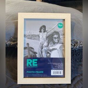 Picture Frame 5x7 NEW